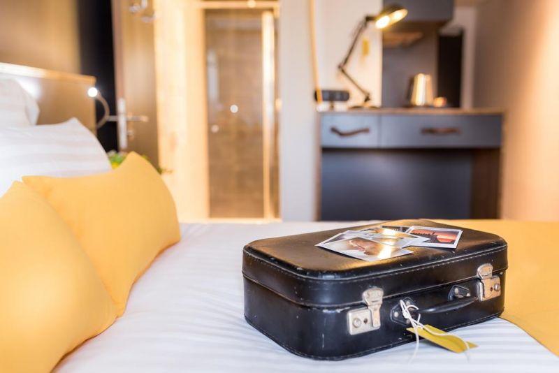 Best Western Plus Suitcase Paris La Defense 4*