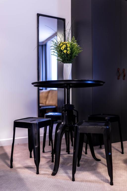 Best Western Plus Suitcase Paris La Defense 4*