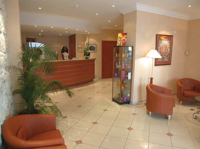 Best Western Roosevelt 3*