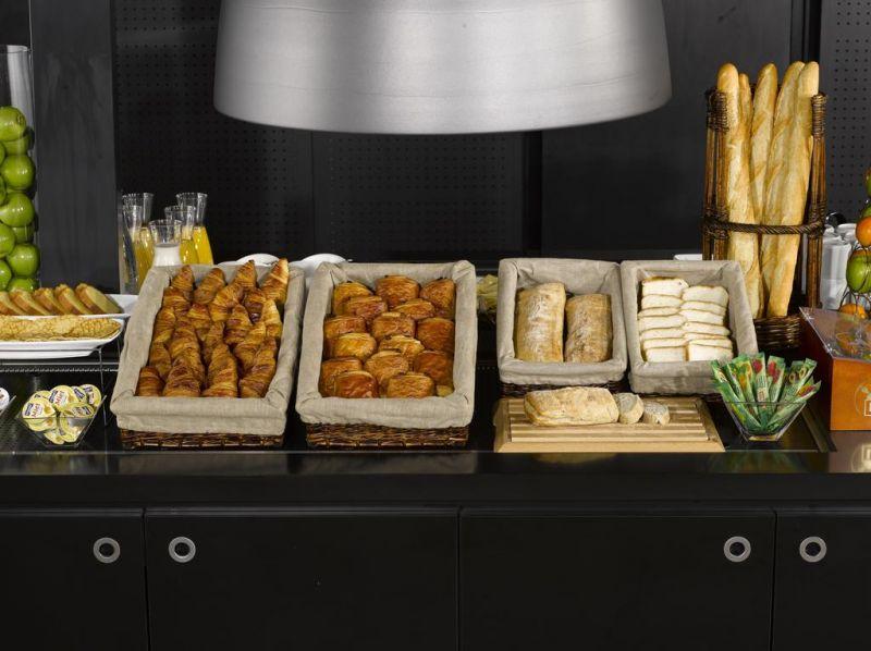Campanile Brie Comte Robert 2*