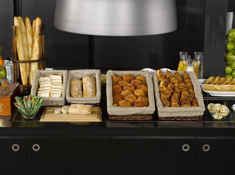 Campanile Brie Comte Robert 2*