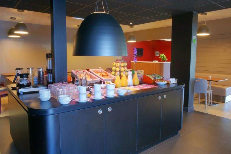 Campanile Creteil Centre 2*