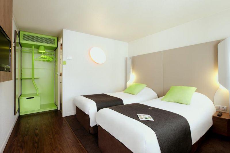 Campanile Taverny 3*