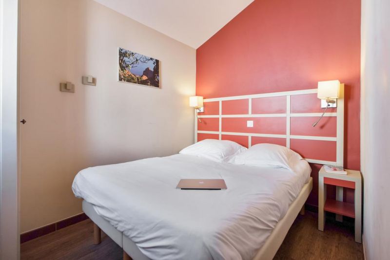 Cannes Villa Francia 3*