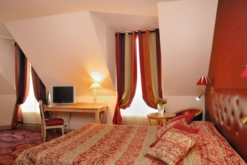 Central Saint Germain 3*