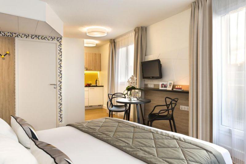 Citadines Paris Tour Eiffel 3*