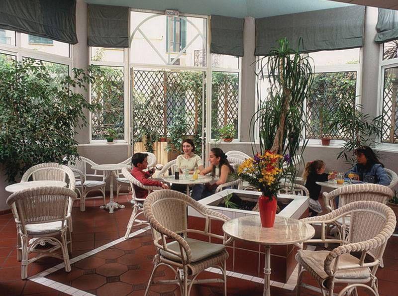 Citadines Cannes Carnot 4*