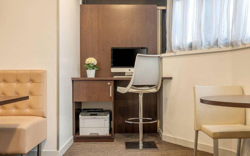 Citadines Paris Republique 3*