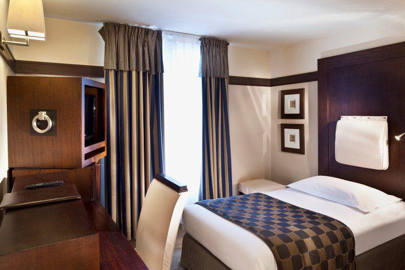 Clarion Collection Opera Pavillon 4*