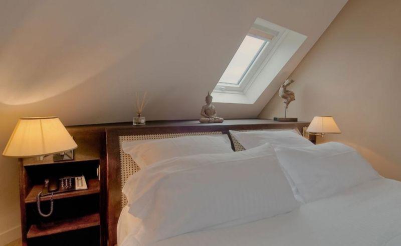 Cluny Square 3*