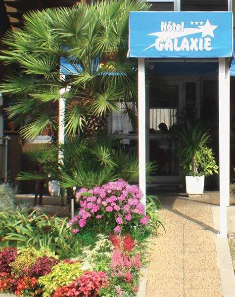 Comfort Hotel Galaxie 3*