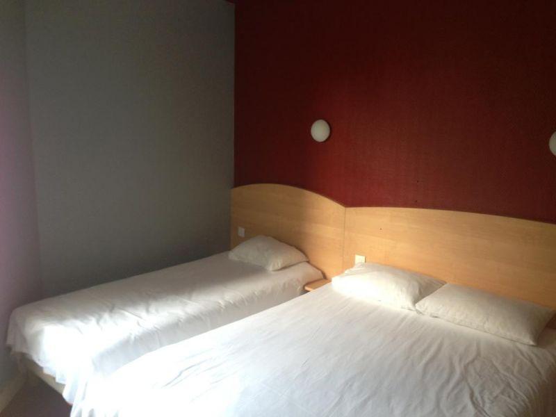 D'Anjou Levallois Perret 2*