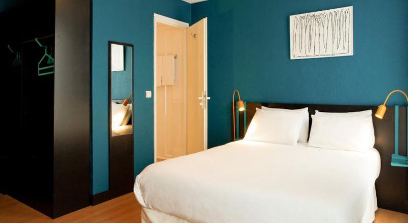 Daval Hotel 2*