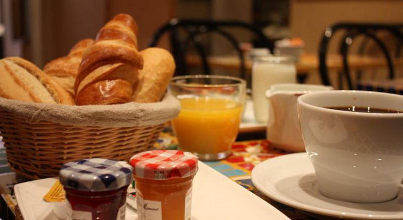 Daval Hotel 2*