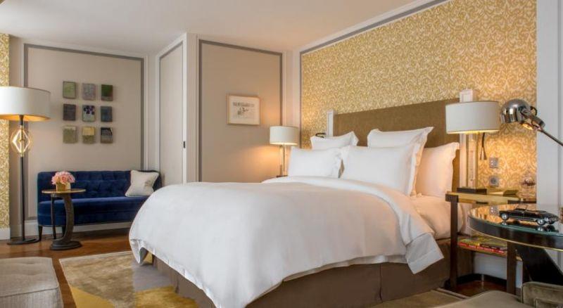 De Crillon 5*