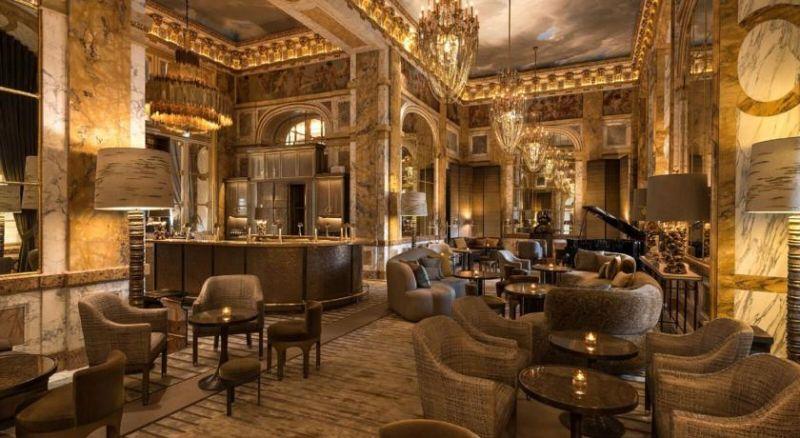 De Crillon 5*