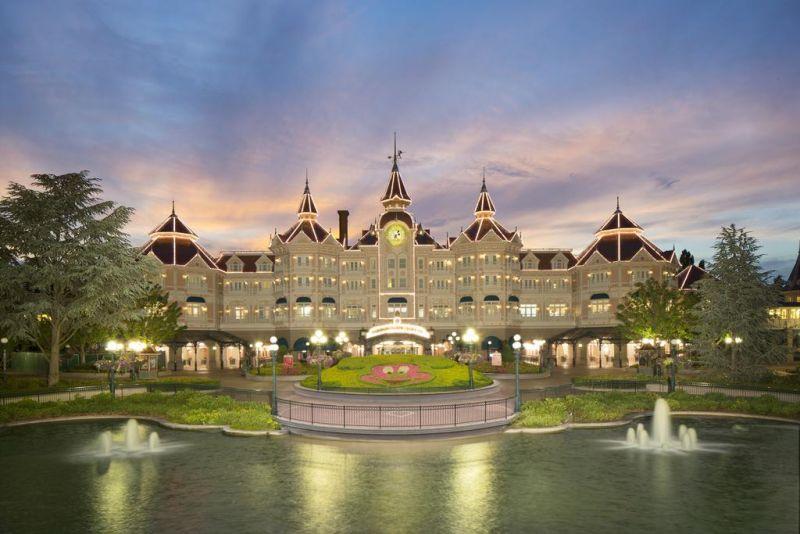 Disneyland 4*