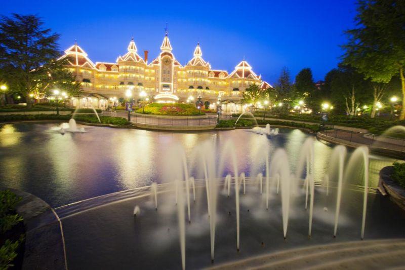 Disneyland 4*