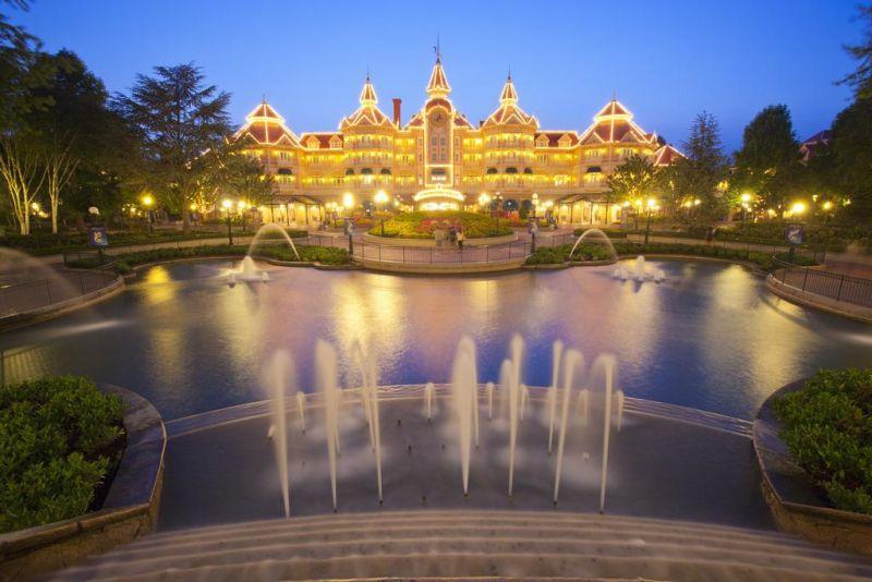 Disneyland 4*