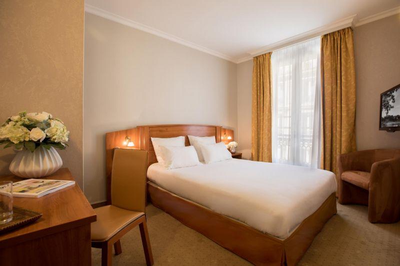 Elysees Opera 3*
