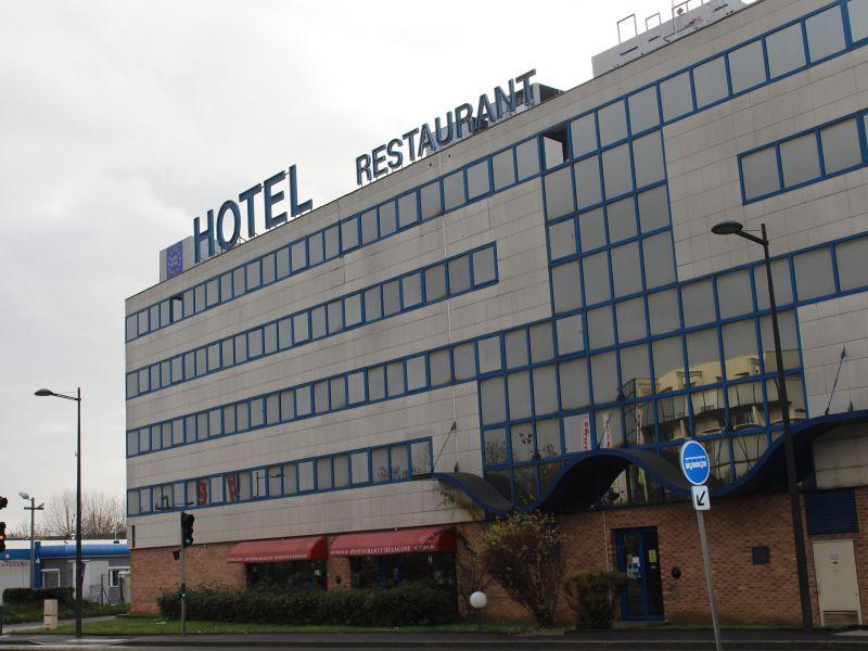 Euro Hotel Orly Rungis 3*