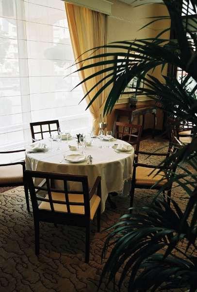 Evergreen Laurel 4*