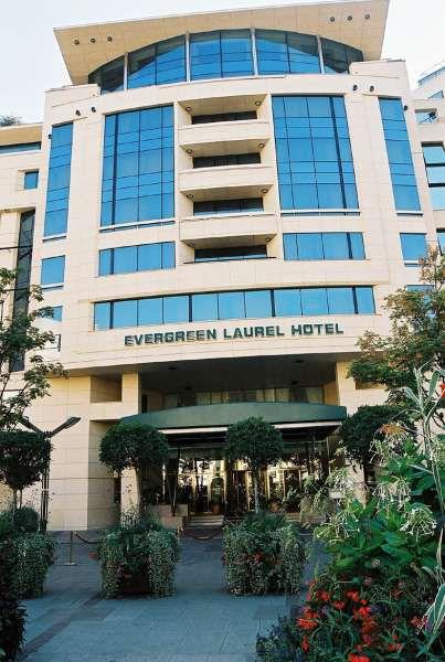 Evergreen Laurel 4*