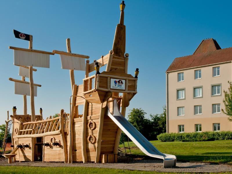 Explorers Hotel At Disneyland Paris 3*