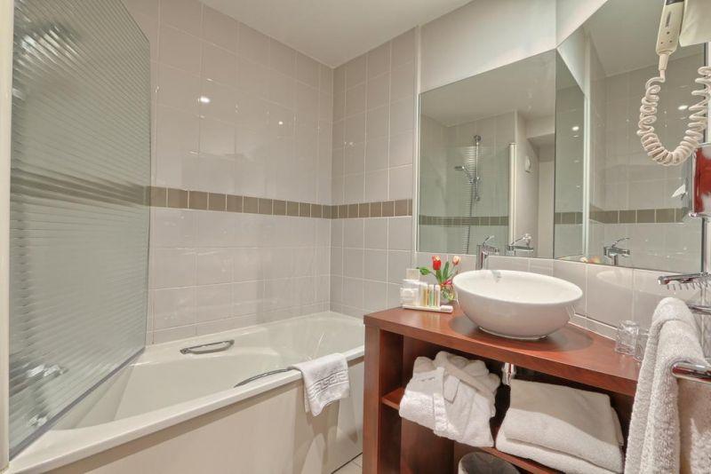 Golden Tulip Paris Cdg Airport-villepinte 4*