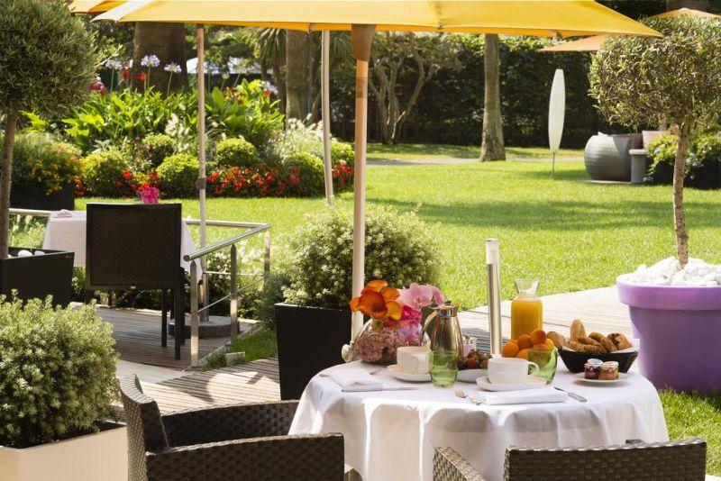 Grand Hotel Cannes 4*