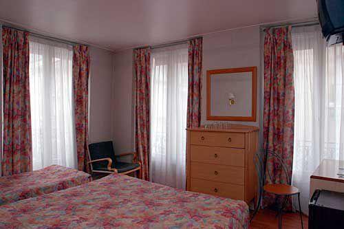Hauteville Opera 3*