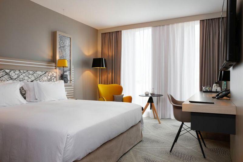 Hilton Garden Inn Bordeaux Centre 4*