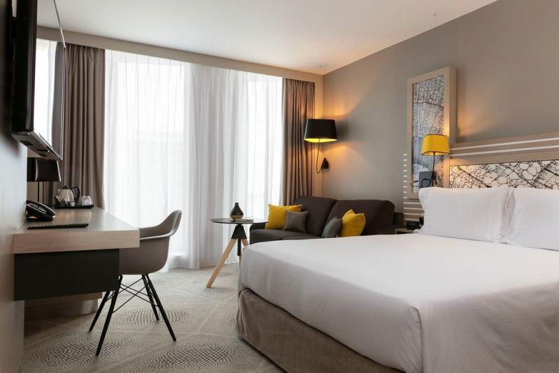 Hilton Garden Inn Bordeaux Centre 4*