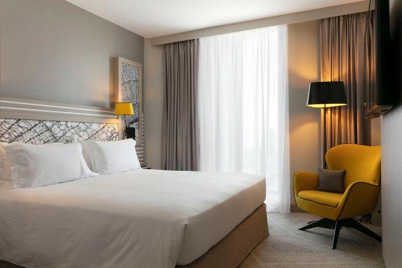 Hilton Garden Inn Bordeaux Centre 4*