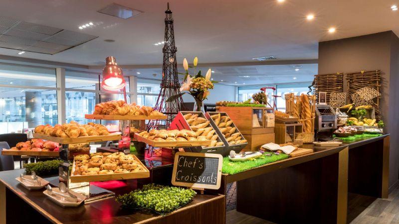 Hilton La Defense Paris 4*
