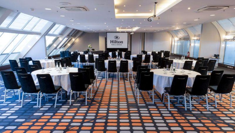 Hilton La Defense Paris 4*
