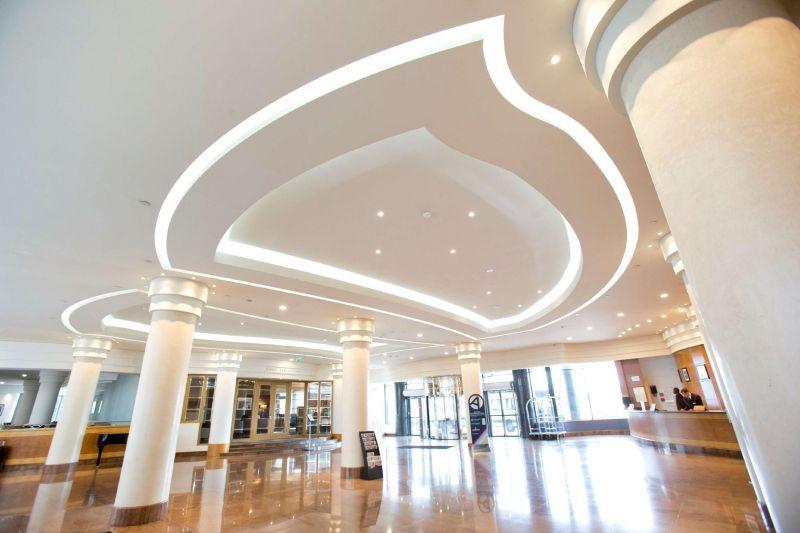 Hilton Paris Charles De Gaulle Airport 4*