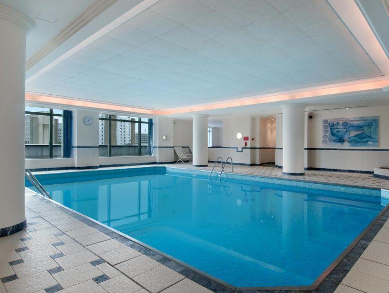 Hilton Paris Charles De Gaulle Airport 4*