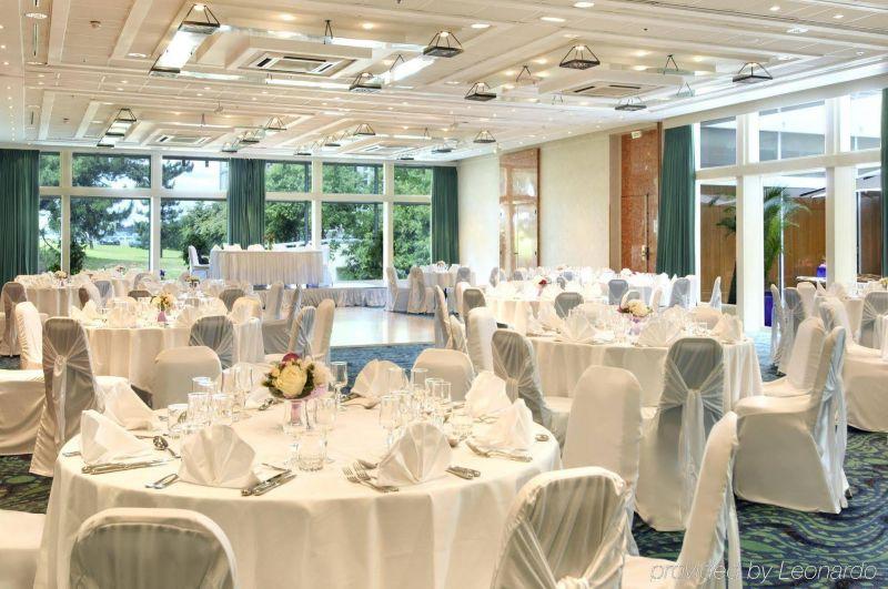 Hilton Paris Orly Airport 3*