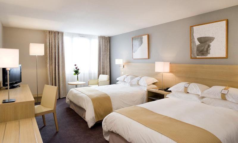 Mercure Paris Velizy (Ex. Holiday Inn Paris-velizy) 4*