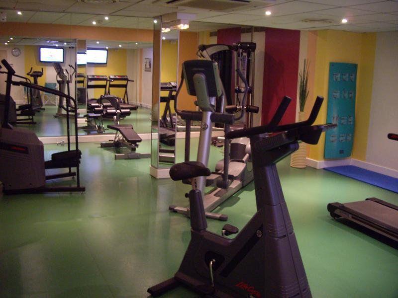 Mercure Paris Velizy (Ex. Holiday Inn Paris-velizy) 4*