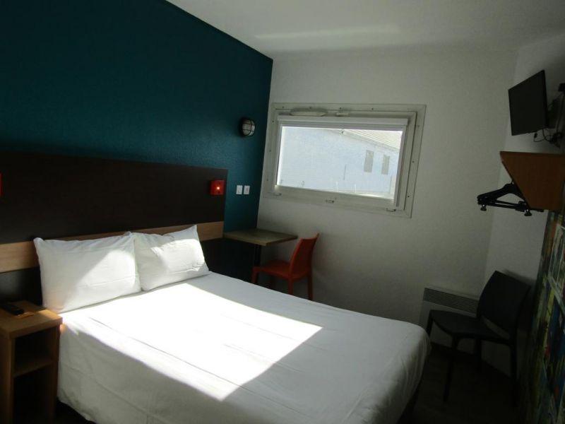 Hotel F1 Nemours 2*