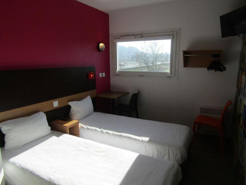 Hotel F1 Nemours 2*