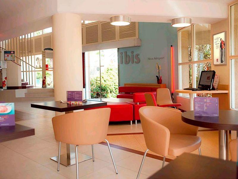 Ibis Nice Aeroport Promenade 3*