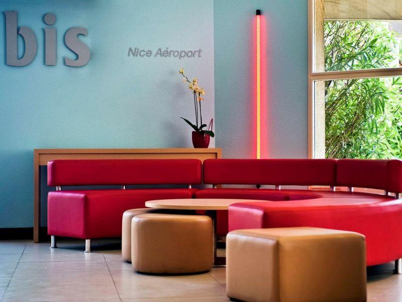 Ibis Nice Aeroport Promenade 3*