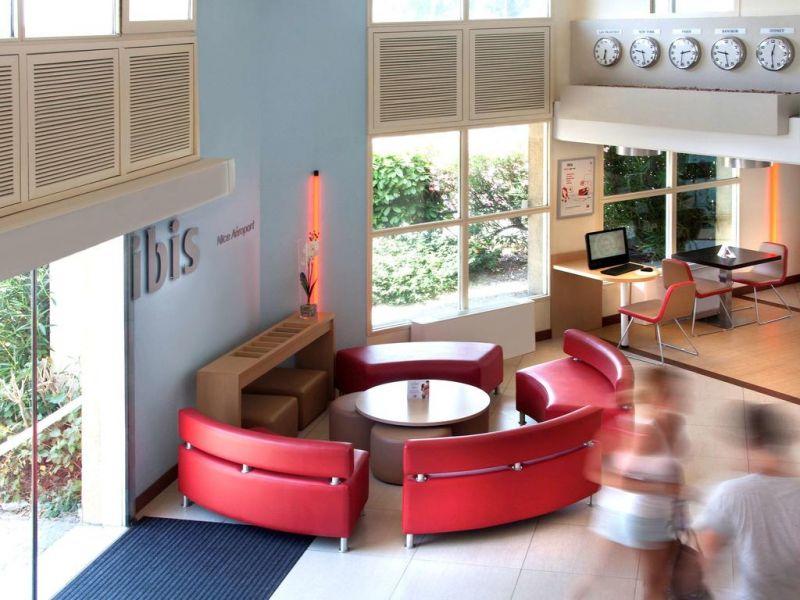 Ibis Nice Aeroport Promenade 3*