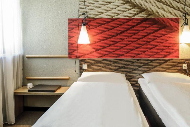 Ibis Paris 17 Clichy-batignolles (Ex. Berthier Porte De Clichy) 3*