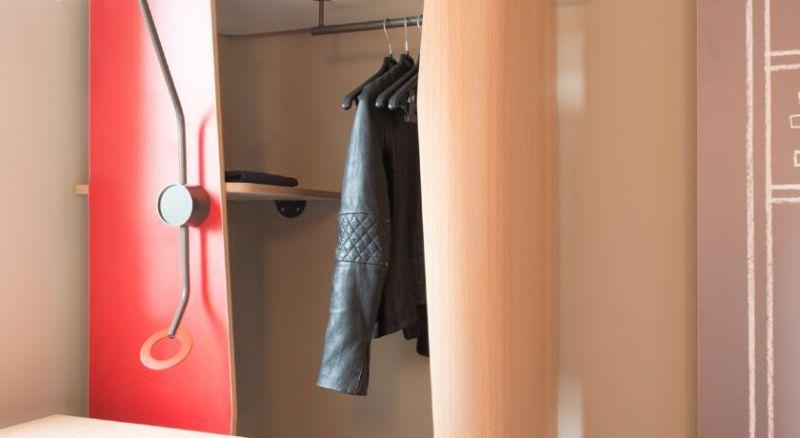 Ibis Paris 17 Clichy-batignolles (Ex. Berthier Porte De Clichy) 3*