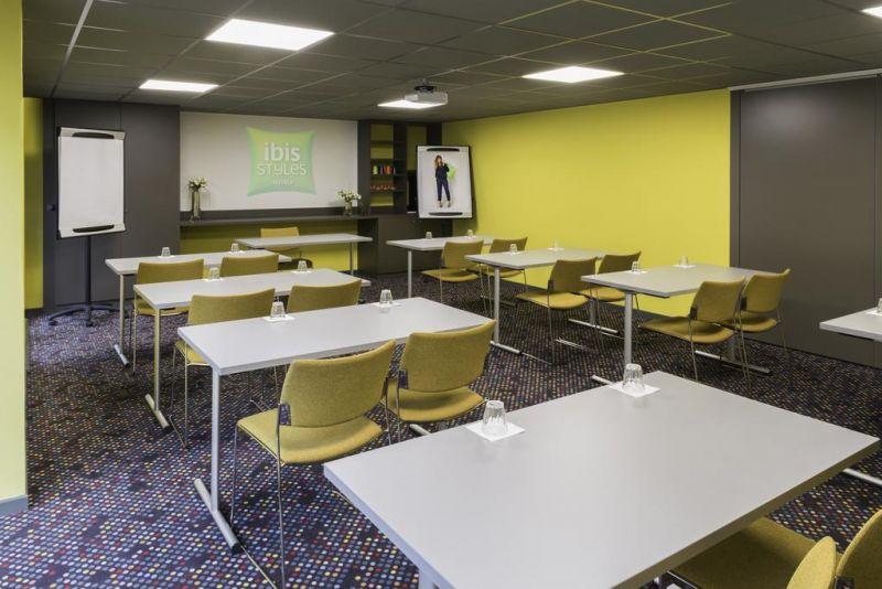 Ibis Styles Lyon Confluence 3*
