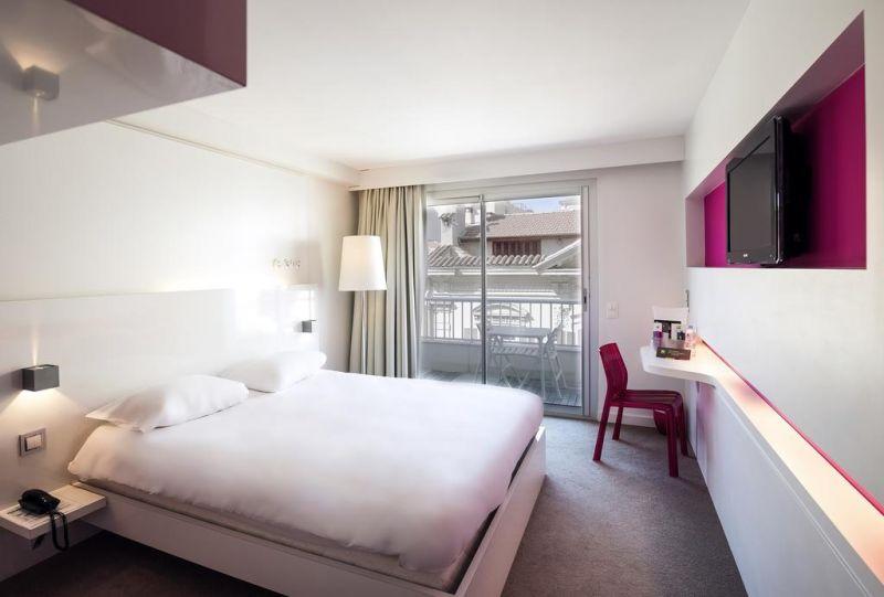 Ibis Styles Menton Centre 3*